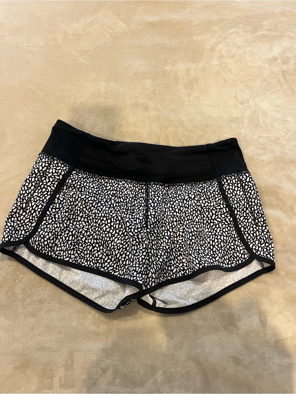 lululemon athletica Black & White Printed Women's Athletic Shorts